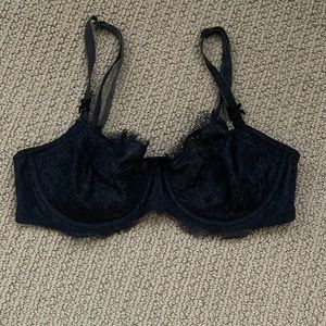 Great condition unlined sexy VS bra!